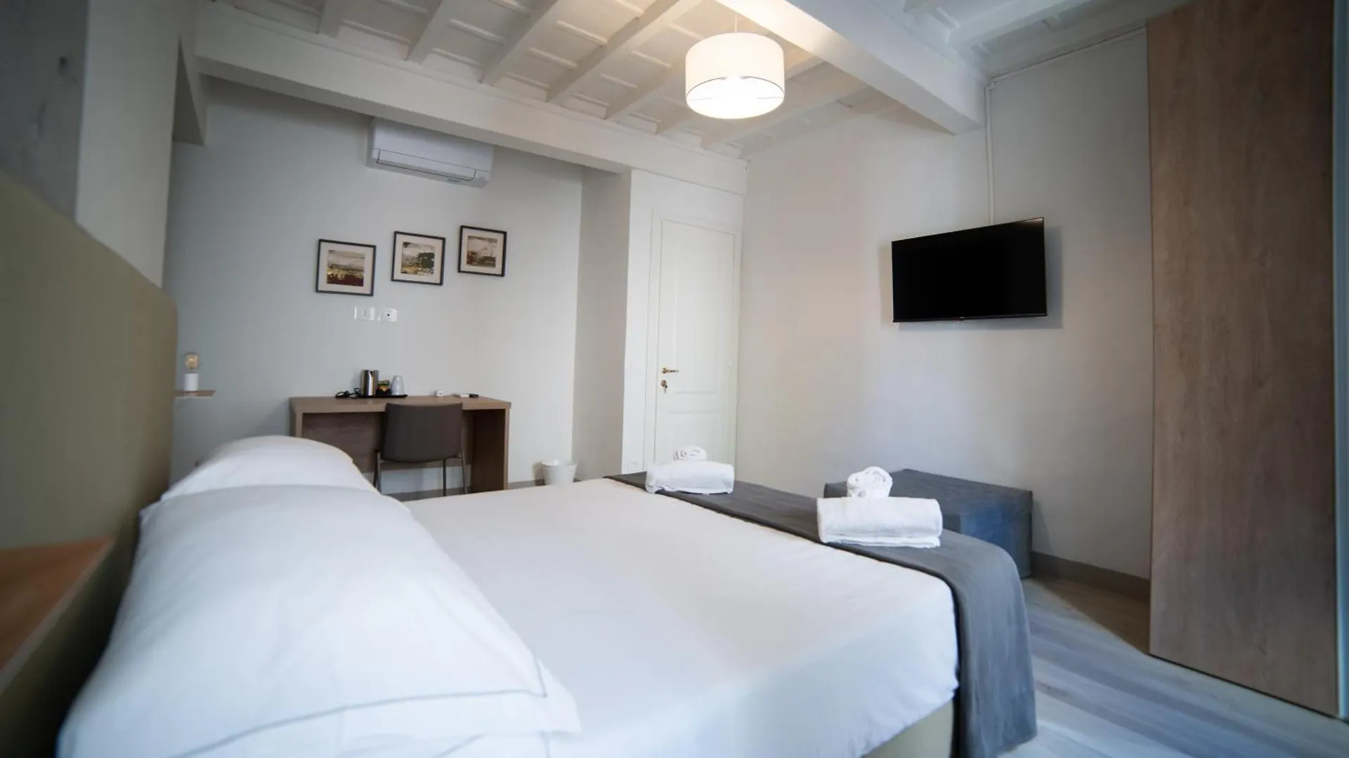 Coco Places Rooms Santa Maria Novella, Centro Storico Florenz 0*,  Italien