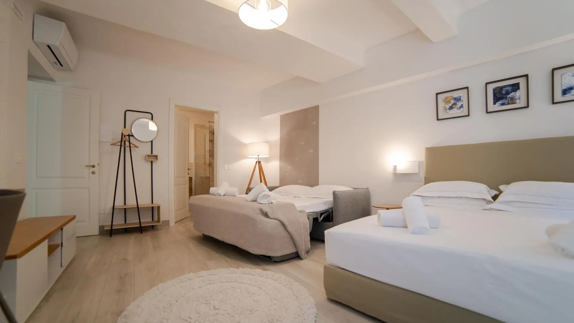 Coco Places Rooms Santa Maria Novella, Centro Storico Florence Maison d'hôtes